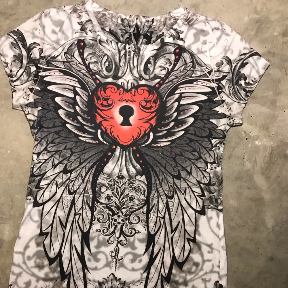Tattoo top